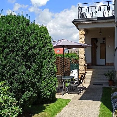 Apartman Milena Йичин Экстерьер фото