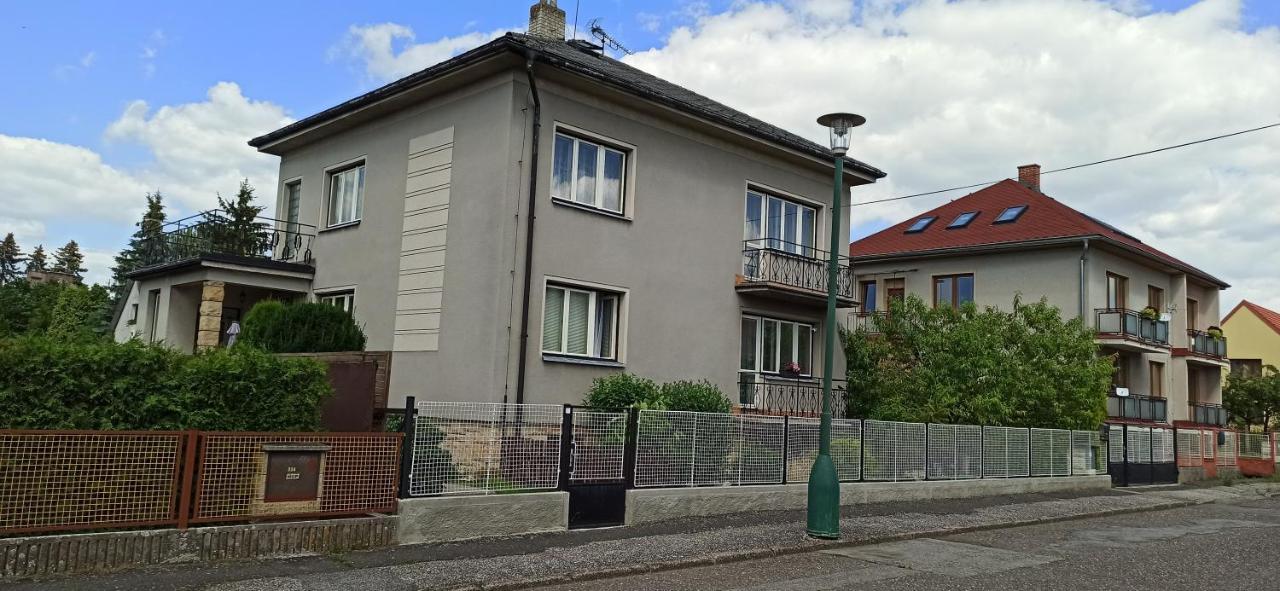Apartman Milena Йичин Экстерьер фото