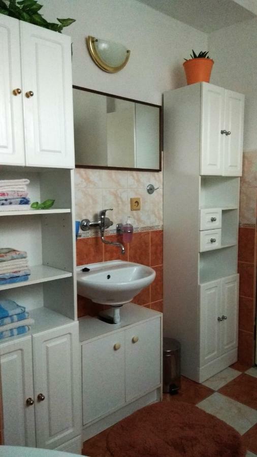 Apartman Milena Йичин Экстерьер фото